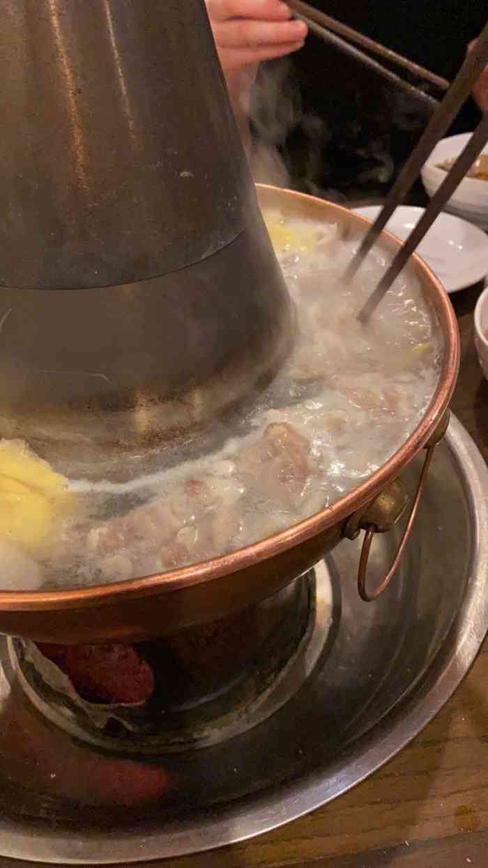 皇城根老北京涮羊肉火锅(徐汇店)
