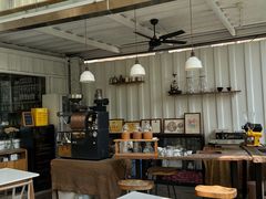 -花苑里咖啡(威远店)