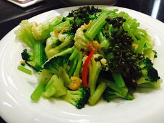 -闫府私房菜·百年鲁菜(恒隆店)