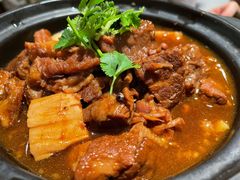 秘制牛尾煲-京尊烤鸭店JINGZUN(春秀路店)