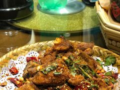 -丁里羊肉小镇(天鹅湖总店)