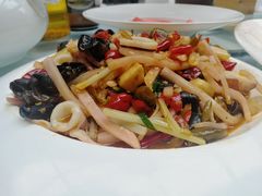 -渝半城经典川粤菜(重庆天地店)