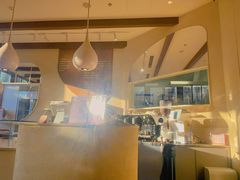 -VERIE BAKEHOUSE