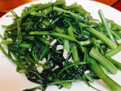 -朝里朝外(朝外大街店)