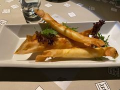 -穹六人间 people 6(岳阳路店)