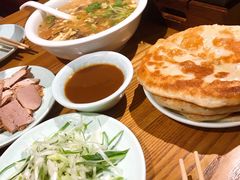 -李连贵酒家熏肉大饼(昆明街店)