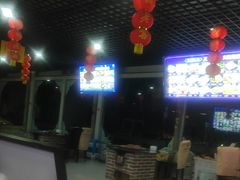 -小赖鱼馆·铁锅炖(官厅水库店)