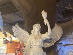 -暴风岛沉浸式体验馆(百联世纪店)