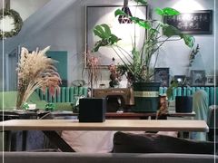 -84那年咖啡馆(李沧万达店)
