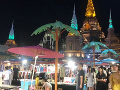 -东南亚风情赶摆街夜市