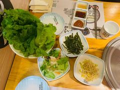 小菜-唯成•韩国炭火烤肉 유성고기