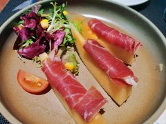 意大利风干火腿配蜜瓜-秀·爱尔兰餐吧(上海路店)