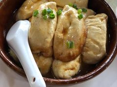 -鲤鱼塘农家山庄