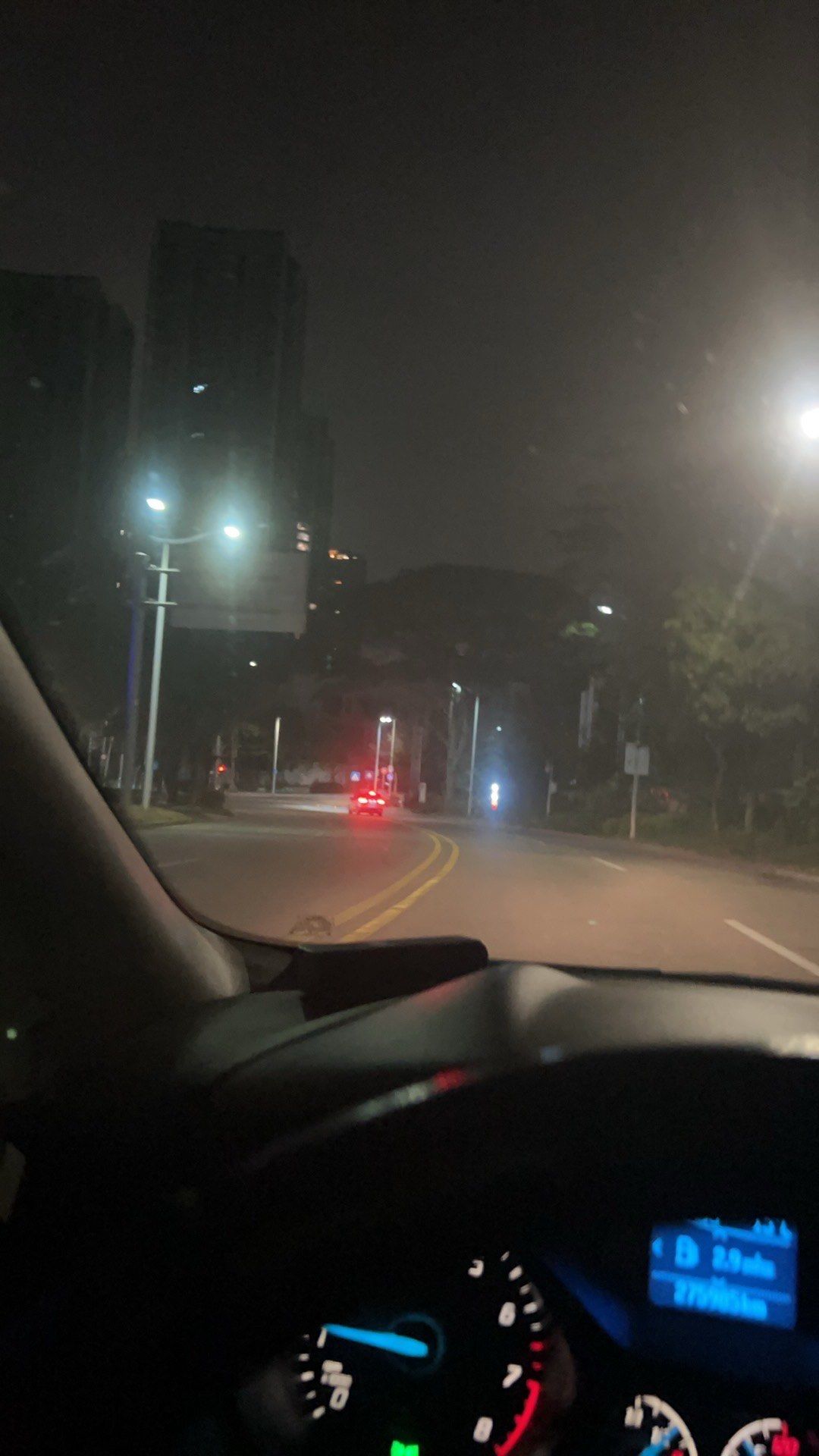 凌晨下班回家路上