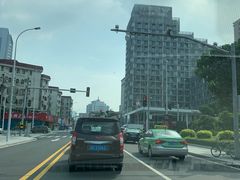 -珠海拱北口岸希尔顿欢朋酒店