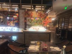 -半岛翡丽海鲜自助餐厅(观风亭店)