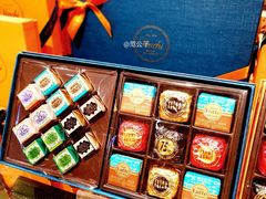 -VENCHI 闻绮(北京国贸商城店)