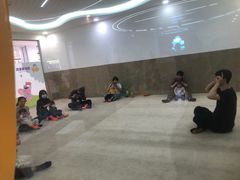 -爱威盛亲子俱乐部·纽约国际早托中心