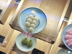 -阮大兴糕团(滨江宝龙店)