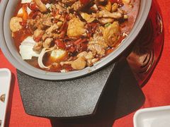 -龙巢盱眙龙虾·牛蛙·烧烤宵夜(八卦岭店)