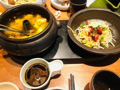 -云海肴·汽锅鸡·云南菜(天山百盛优客店)