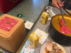 -一绪に寿喜烧(荟聚店)