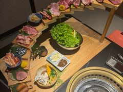 -山川小町·极番烧肉(新地假日广场店)