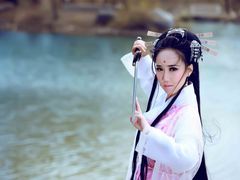 -九月鹰飞汉服摄影工作室