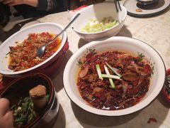 岳阳姜辣鸡爪-味上湘菜馆(岳麓山店)