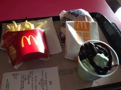 -麦当劳(丽江玉河广场店)