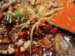 -鸣记脆皮烤鱼·海鲜烤鱼(三八广场店)