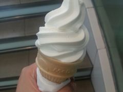 -麦当劳(展览路店)