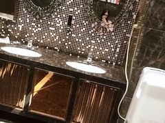-UK派对KTV(日月广场店)
