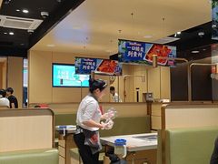 -海底捞火锅(六合天街店)