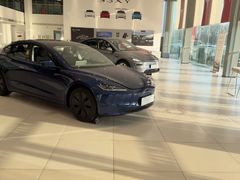 -TESLA 特斯拉(北京后沙峪特斯拉中心)