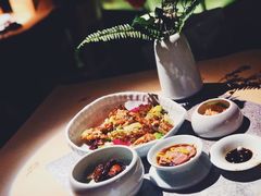 -穹六人间 people 6(岳阳路店)