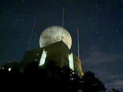 -黄山光明顶山庄