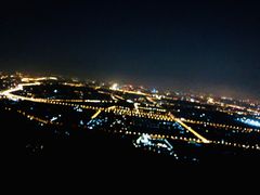 -鬼笑石后山停车场