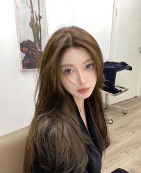 -东秀护肤造型