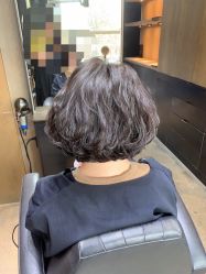 -韩国李知恩形象设计