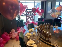 店内布置-睿智餐饮(枫尚店)