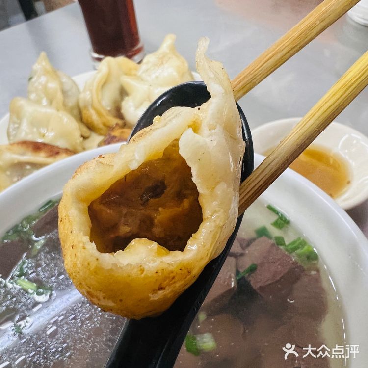 生煎属于优秀,锅贴就算了