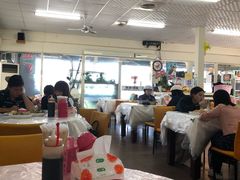 大堂-垦丁辉哥生鱼片