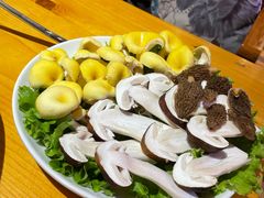 -民食香·腊排骨野生菌美食(木府店)