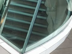 -麦当劳(展览路店)