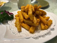 鸭蛋黄焗南瓜-津菜宋记老房子(平山道店)