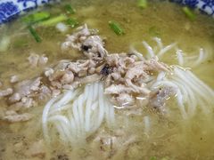 -日欣特色米粉(东宝店)