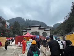 -黔灵山公园-南门售票处