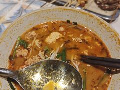 -粉八·云南米线·建水烧烤(常熟路店)