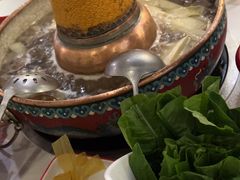 -毛辣果·贵州红酸汤牛肉火锅(西单店)